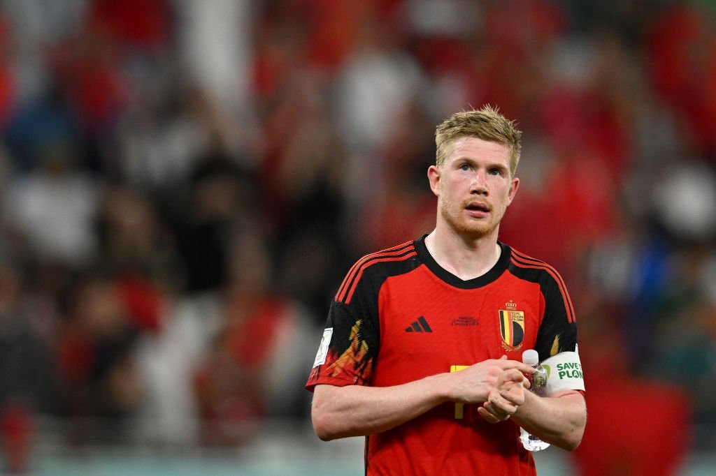 InsiderCity_Ar's tweet photo. 📸| كيفن دي بروين بعد نهاية المباراة.🇧🇪

#BEL #Qatar2022 #FIFAWorldCup https://t.co/pCEADGLcw9