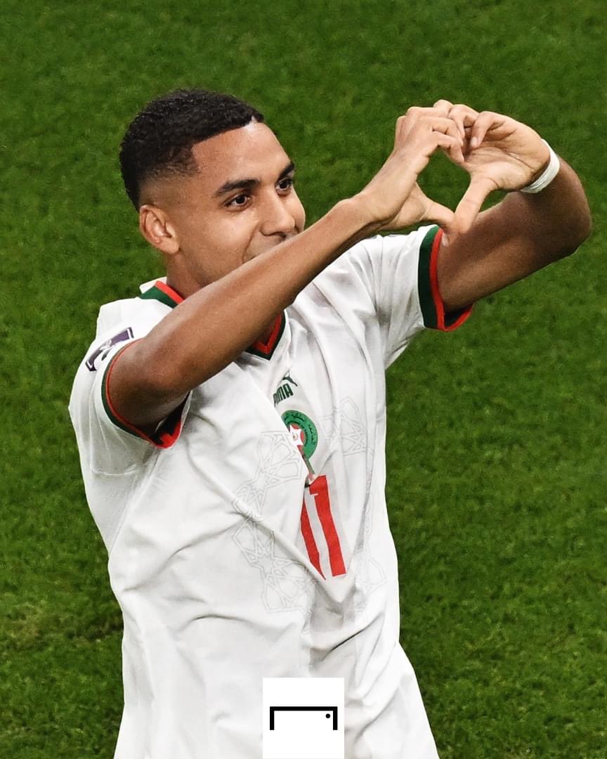 HamzaN22's tweet photo. أداء رائع وفوز ��روع للمنتخب المغربي على المنتخب البلجيكي بنتيجه 2-0 .. الف مبروك لأسود الأطلس أثلجتو قلوبنا 🇲🇦🤍 https://t.co/ebDxOtXQyc
