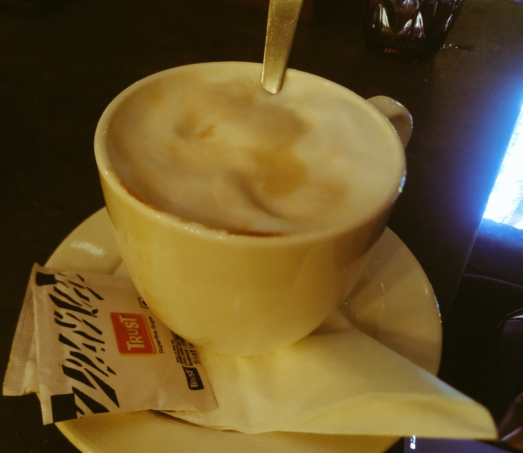 Shwetaa_Negi's tweet photo. Cup Of Tea โ With A Very Special Person โ
#KeepAssuming ๐ https://t.co/PA4T5OHBkH