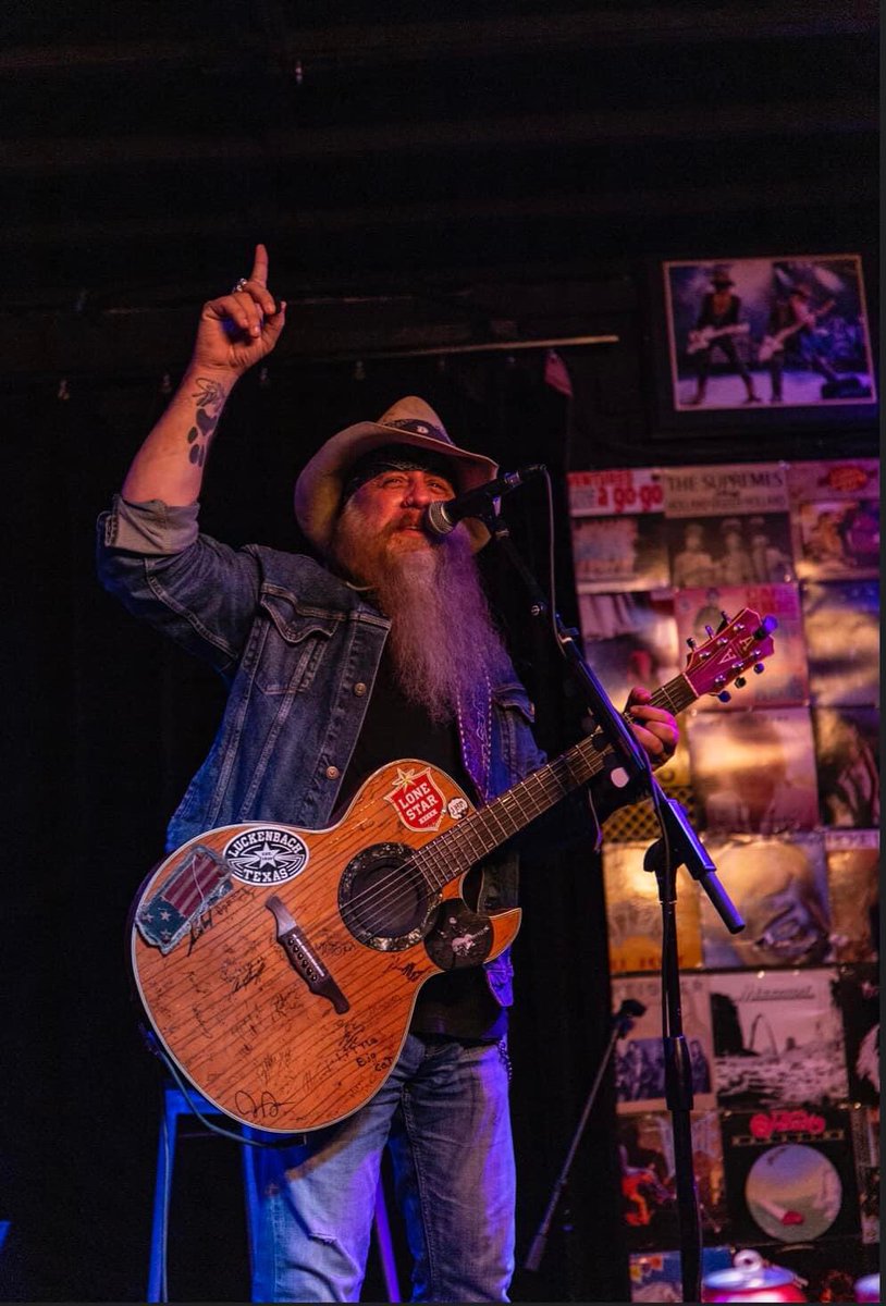 dallasmoore's tweet photo. Southern Fried Sunday Services and Wake for Fast Eddie Elliot 6-10pm TONITE at Trillions West Chester, Ohio #southernfriedsunday #sundayservice #ripfasteddie #honkytonk #today https://t.co/i0mqRUgWSe