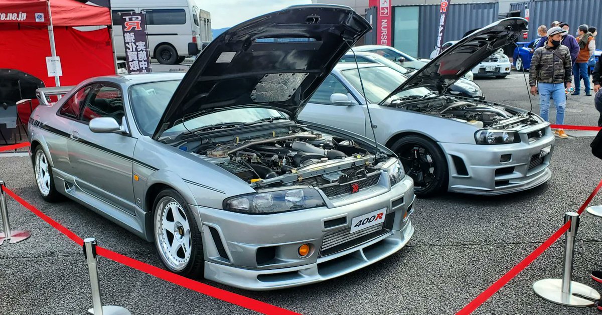 jdmglobalWH's tweet image. Global Auto not only came with an R33 400R but also an R34 Z-Tune 😲. Seeing them together in one place is enough to make almost anyone go weak at the knees.

#globalauto #400R #ZTune #rb26 #R33 #R34 #Nismo #Skyline #R34GTR #r34skyline #RB26dett #jdmdaily #jdmstyle #jdmlegends
