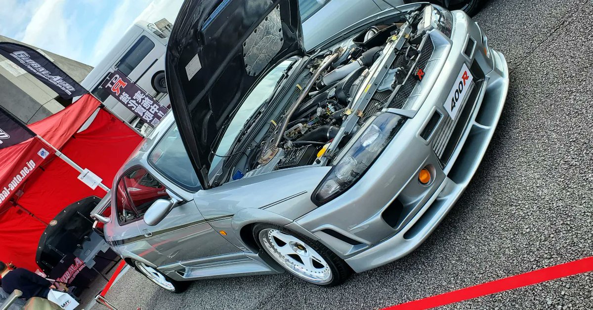 jdmglobalWH's tweet image. Global Auto not only came with an R33 400R but also an R34 Z-Tune 😲. Seeing them together in one place is enough to make almost anyone go weak at the knees.

#globalauto #400R #ZTune #rb26 #R33 #R34 #Nismo #Skyline #R34GTR #r34skyline #RB26dett #jdmdaily #jdmstyle #jdmlegends