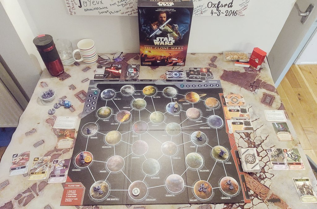 TExpatgeek's tweet photo. La ultima oportunidad que le doy al Clone Wars para que me guste... Conde Dooku, calienta que sales!!!... Y pillas!!! https://t.co/1cxL2SFOxe