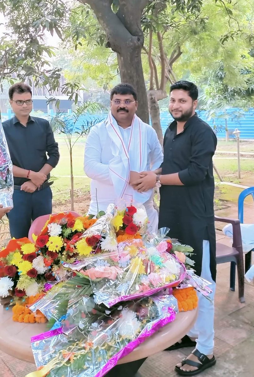 imshadabpu's tweet photo. कुशल संगठनकर्ता मजबूत नेतृत्वकर्ता आदरणीय @UmeshSinghJDU  जी को जदयू बिहार प्रदेश के पुनः निर्विरोध प्रदेश अध्यक्ष निर्वाचित होने पर बहुत बहुत बधाई एवं ढ़ेर सारी शुभकामनाएं।

@NitishKumar  @LalanSingh_1 https://t.co/8hMTtL36Ye