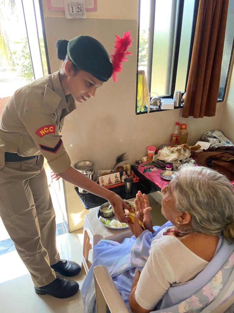 NCC_Dte_Gujarat's tweet photo. #NCCGUJARAT
Cadets of 20 GUJ  NCC, NAVSARI participated in a #Blooddonation drive &amp; visit to an Elder Care Home on the Occasion of 74th #NCCDay.
@DefencePRO_Guj
@HQ_DG_NCC
@SpokespersonMoD
@GovernorofGuj
@CMOGuj https://t.co/DkbjKSMjau