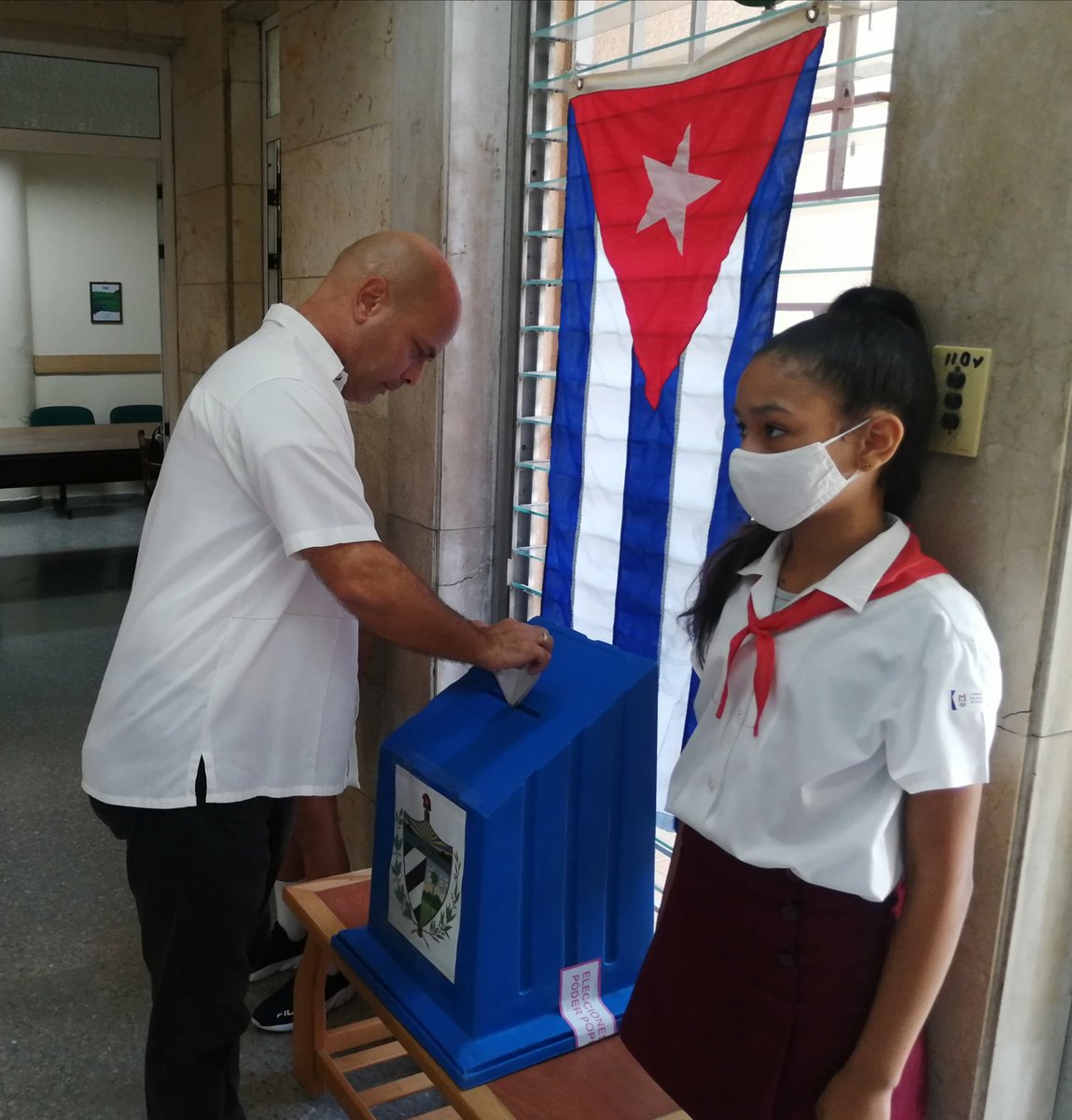 GHNordelo5's tweet photo. ¡Votamos! #Cuba #YoVotoEl27 #VoluntadDeElegir #CDRCuba #SomosDelBarrio https://t.co/OeCPIU8R1c