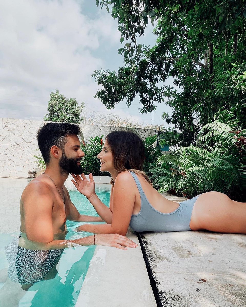 visitbacalar's tweet photo. Unique hotels, romantic lodges or simply a place to camp. Whatever type of accommodation you choose in #Bacalar, we’re sure you’ll enjoy this #MagicTown to the fullest. ⛺✨

🌐: https://t.co/6YwQkXZKVw
📸: holyhohli, ana.barbosaoficial &amp; lucho_aventuras via IG

#MexicanCaribbean https://t.co/8AnUvWbIfm
