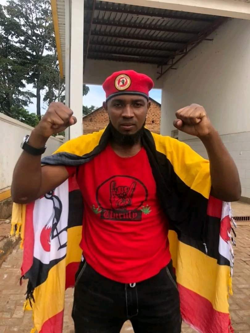 JoelSsenyonyi's tweet photo. I sometimes hear people say, "those guys are not arrested for nothing, they must have committed a crime"
But 22 tdays after his kidnap by gun wielding men, Kavuma Jamushid has not been produced in any court, and he's not at any known gazetted detention facility.
#FreeJamushid https://t.co/SfOAN11osf