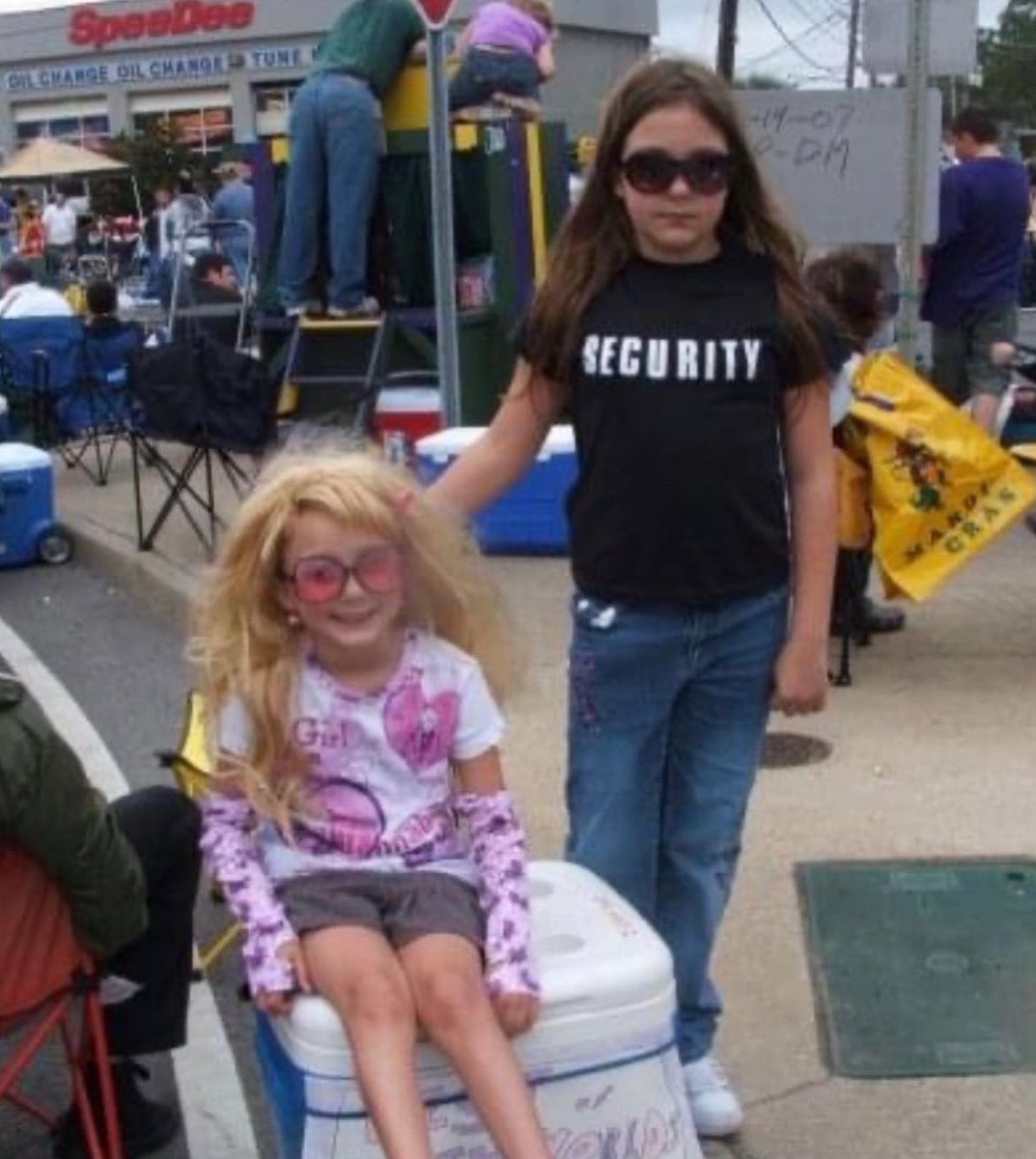 Tonia Loria tweet media