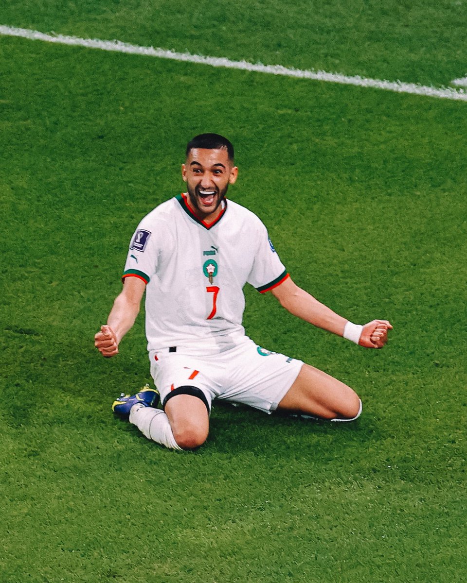 ChelseaFC's tweet photo. A huge three points and an assist! 🇲🇦

#FIFAWorldCup https://t.co/lCPKHc7HKp