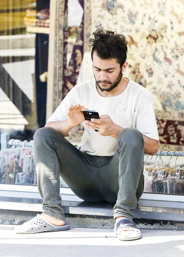 JobVision_ir's tweet image. نتیجه نظرسنجی از 8000 مخاطب جاب‌ویژن درباره اثر سیاست‌های اینترنتی دو ماه اخیر بر شغل:

- از هر 4 نفر یک نفر کار خود را از دست داد،
- فقط برای نیمی از افراد مشکل خاصی پیش نیامده است
- گروه شغلی دیجیتال مارکیتنگ و سئو بیشترین افت موقعیت شغلی را نشان می‌دهد.

1/6