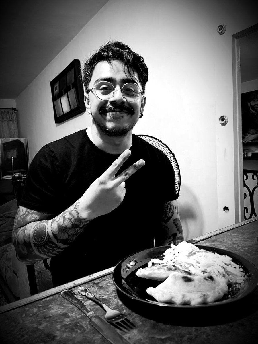 Mi cara de felicidad de un sábado perfecto! 👩‍🍳🧑‍🍳🍷🍝