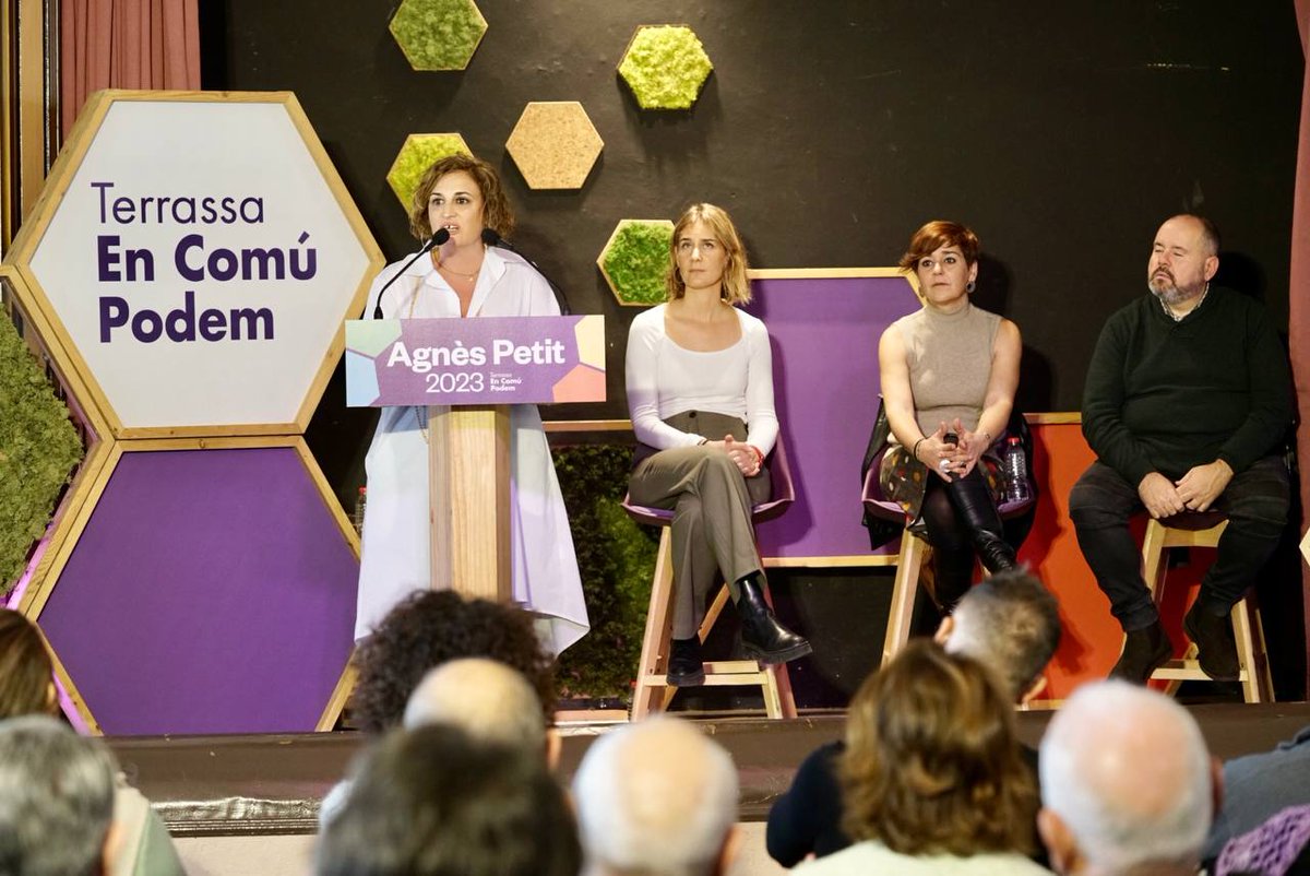 Avui hem anat a acompanyar l' <a href="/Agnes_PetitEs/">Agnès Petit Estrenjer</a> en el seu acte de presentació com a candidata a les municipals del 2023. Amb la seguretat que a #Terrassa hi hagi la candidatura d’esquerres que la ciutat es mereix. Polítiques valentes i d'empoderament. @TerrassaEnComuP