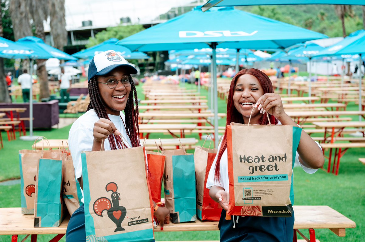 HomeComingEvent's tweet photo. A fed team, is a happy (& productive) team! ๐ฅน
Thank you so much to @NandosSA for ensuring we are fired up all weekend long at the #SunCityTakeover ๐ฅ
#FeedYourCreativity #Music
#FonCity https://t.co/6U0YAKJGi9
