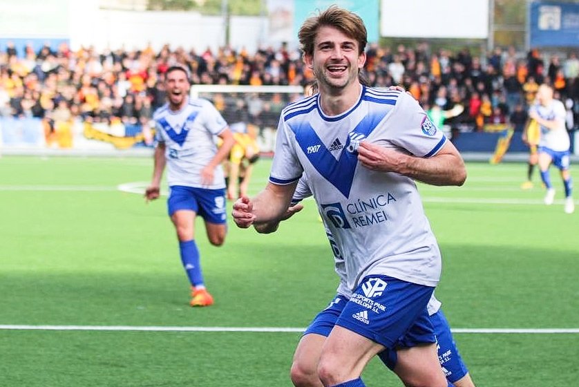 CEEuropa's tweet photo. 🖊️ "Tr3s vegades millors!"

⚽️ Europa 3 - Sant Andreu 0

🔵 Primer Equip masculí 

💻 Crònica i 📸 galeria de fotos a: https://t.co/nC2YOAQmJP

#futbolcat #3RFEF5 #ViladeGràcia #SagradaFamília https://t.co/t4a6scaEpf