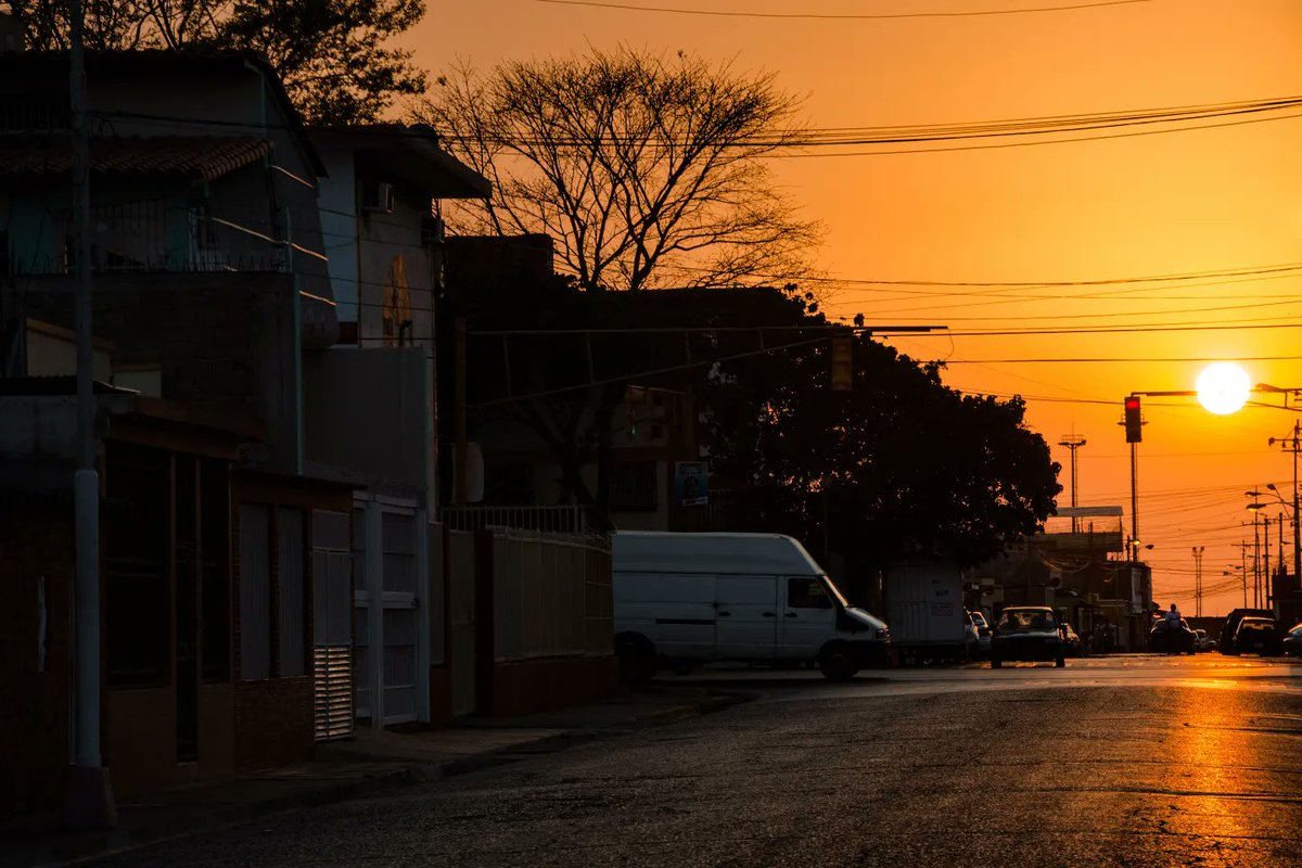tineophoto's tweet photo. Feliz día #Cumaná | 507 años

Ciudad donde nací, primogénita del continente americano, cuna de gente carismática y amigable, además de talentosa que sigue creyendo y trabajando por ella, que a pesar del maltrato y descuido durante tantos años no se rinde. @tineophoto https://t.co/qO6v5WuOE7