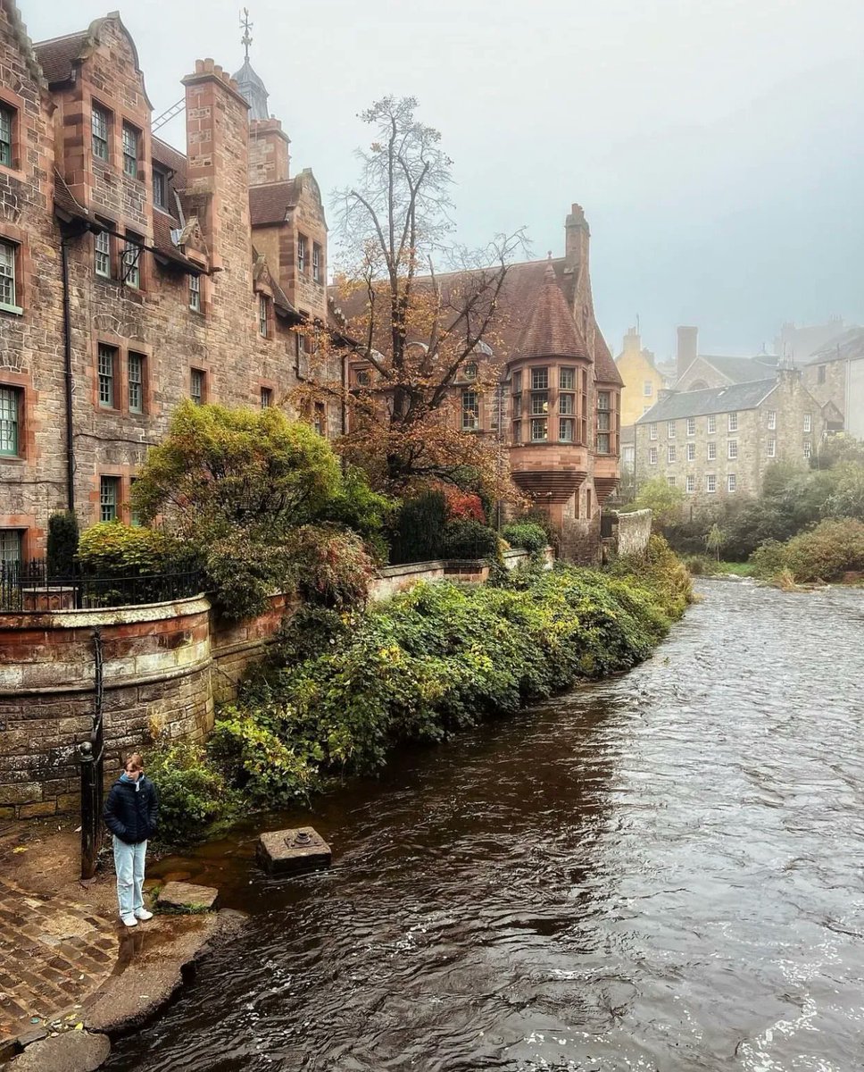 TravelVida's tweet photo. Dean Village, Scotland 🏴󠁧󠁢󠁳󠁣󠁴󠁿
📸: golden_heart | IG https://t.co/Fd30ozvCHm