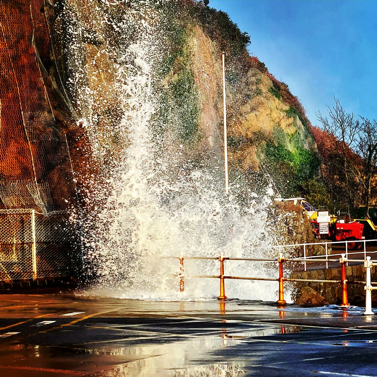 AM_odp's tweet photo. Some photos from our walk to Grève on Saturday morning. The high tide was spectacular, as was the weather. @VisitJerseyCI @GovJersey @ShireenJordan https://t.co/2TonJgudwy