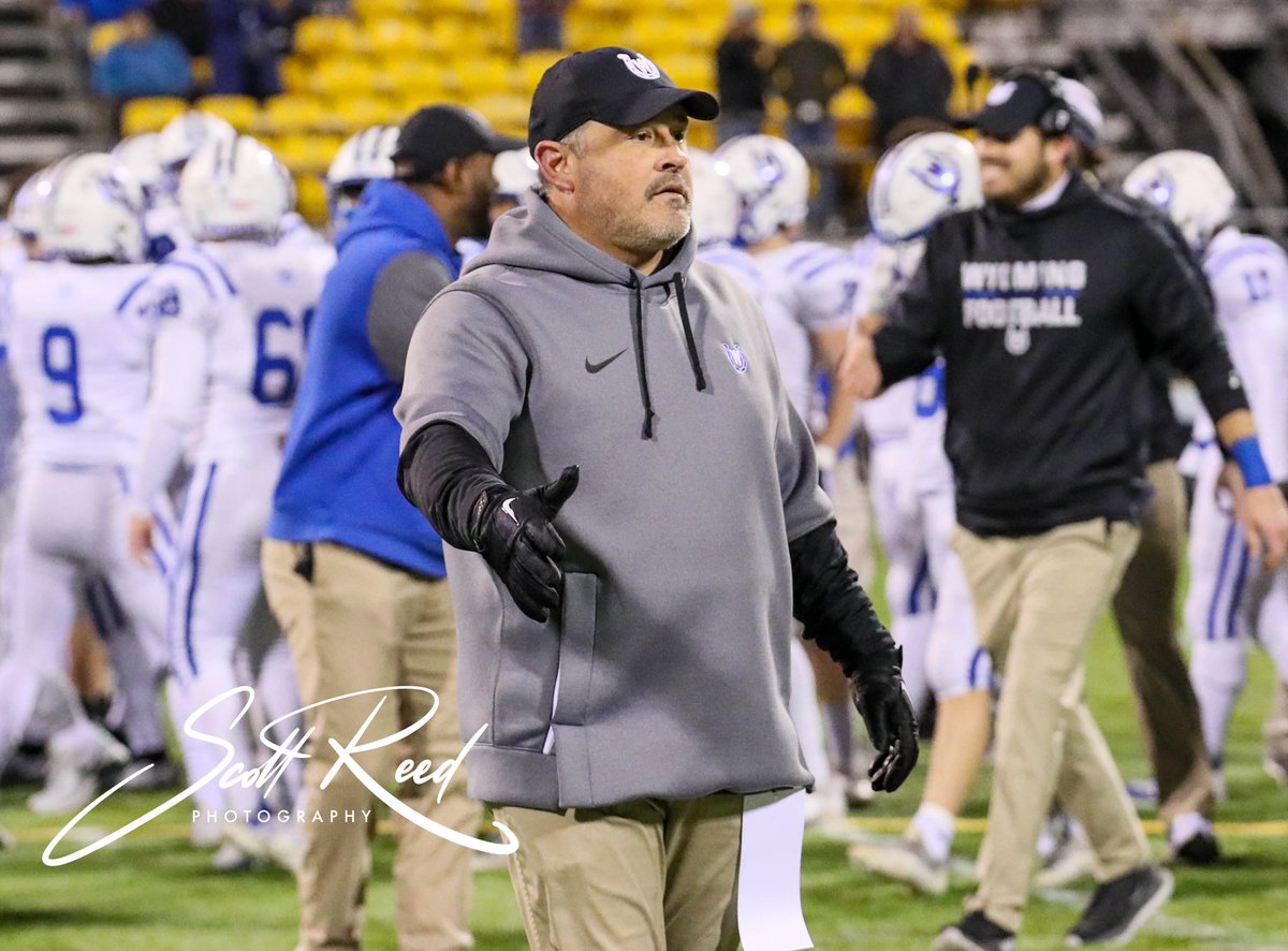 SR_Photog_Guy's tweet photo. @mcgrunk30 π―πβοΈ clash of unbeatens @WHS_Cowboys vs @TarblooderFB should be a dandy π @MaxPreps #canon #sportsphotography #letzgo #grind4state #allgasnobrakes #DIV #notomorrow https://t.co/7ZmAmBv3gP