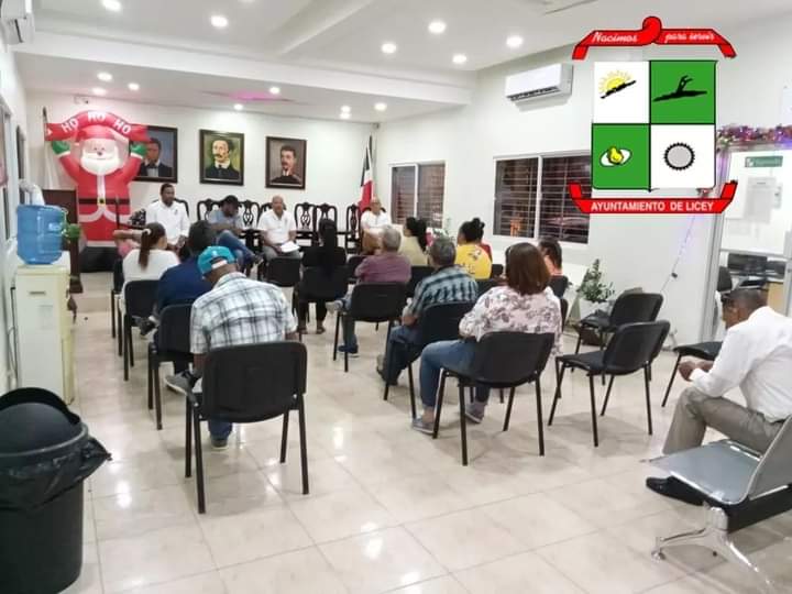 Celebramos en nuestra Sala de Sesiones, La Reunión de Delegados elegidos en las Asambleas Comunitarias del Presupuesto Participativo del Año 2023. 💵
Donde fueron Consensuadas y Aprobadas las Obras y Necesidades de los sectores que expusieron en dichas asambleas.