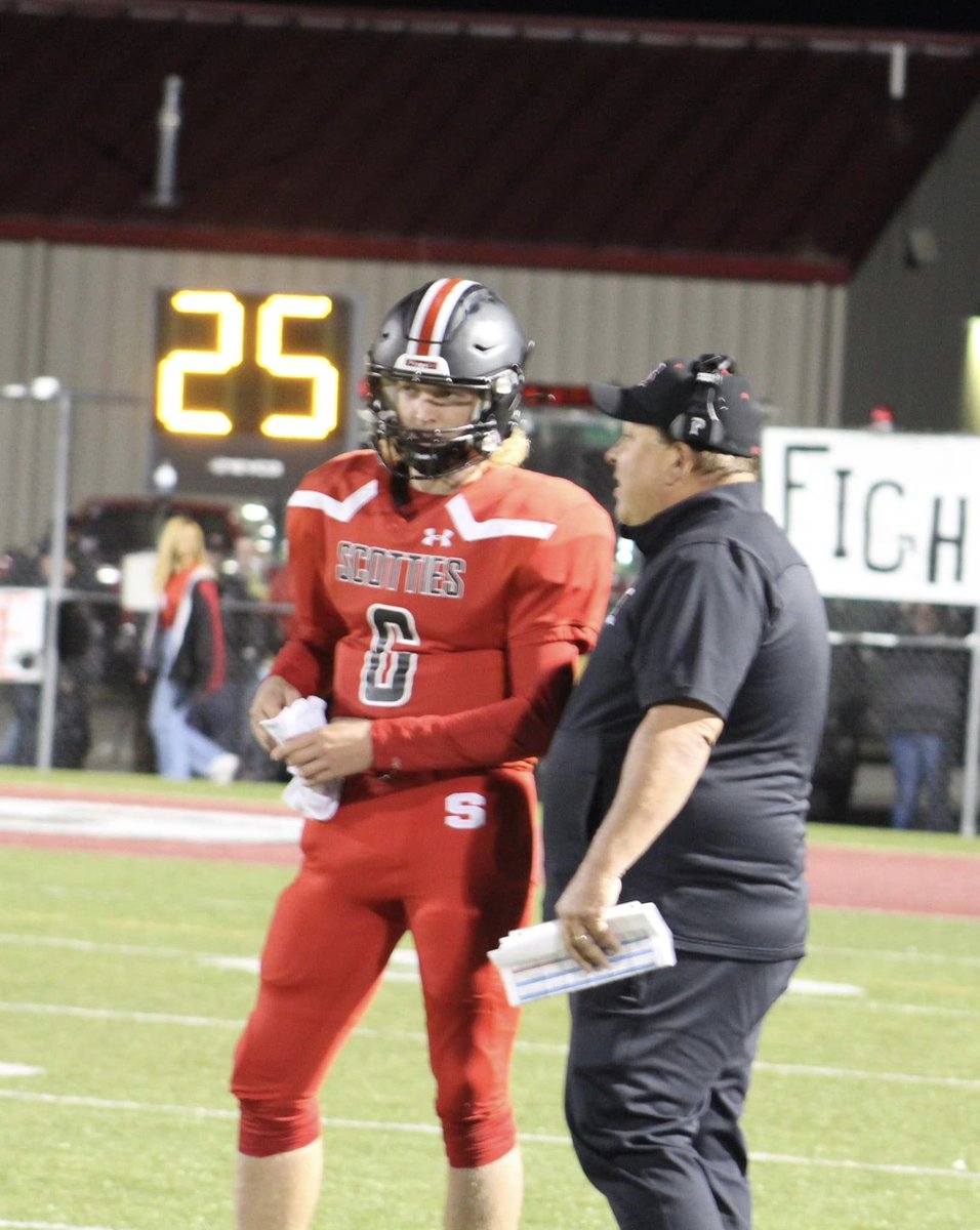 SHSFootball4U's tweet photo. Congrats to @kadin_keefer ‼️

Interstate Conference HM QB https://t.co/CTZjdwe9iC