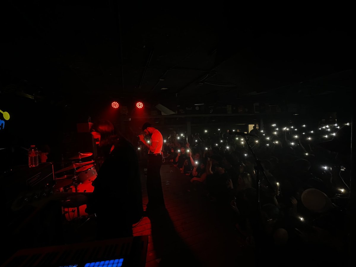 kidxdeath_'s tweet photo. Went to see the lads last night 🌐🤝
@loatheasone https://t.co/F9rtOPHmen