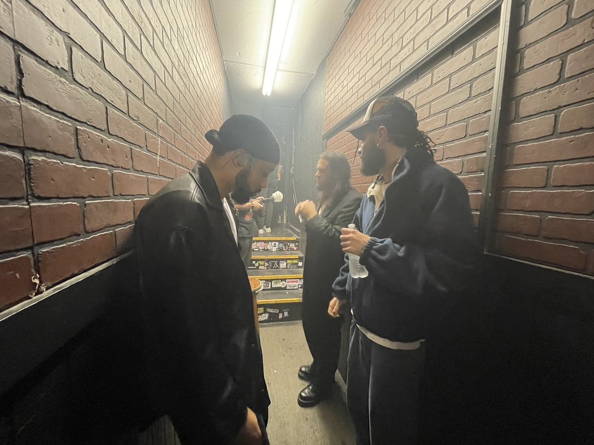 kidxdeath_'s tweet photo. Went to see the lads last night 🌐🤝
@loatheasone https://t.co/F9rtOPHmen