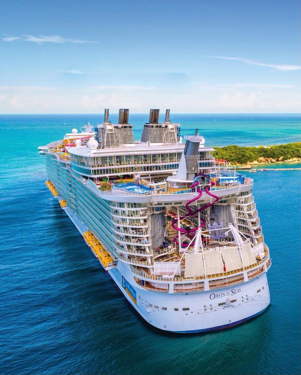 palmistour's tweet photo. The Caribbean vibe. Very sweet, moderate temparature, healthy food. Wow, Haiti has too many secrets for a destination... Every day you find a different atmosphere.
Labadee, Cap-Haitien, Haiti.
📸: @royalcaribbeanlatam 
#plongé #haiti #haititourisme #labadee #palmistour #tourism https://t.co/ZtOAg5gcTB