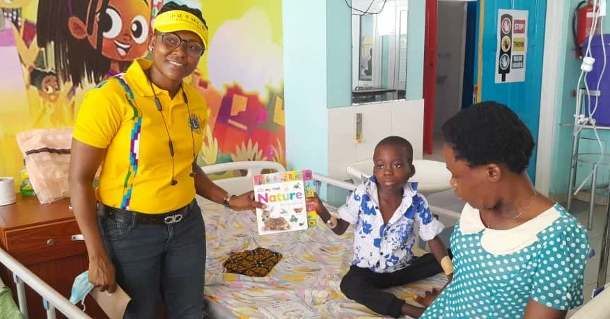 accrazenithlion's tweet photo. Accra Zenith Lions Club in partnership with Rainbow Trust Foundation donate 250 story books and other learning materials to the Korle Bu Teaching Hospital Children.Cancer Unit in Accra, Ghana. 

Lions ... We Serve !!!
@lionsclubs
#accrazenithlions
#weserve
#lionsclubs https://t.co/aYrvZHcdA6