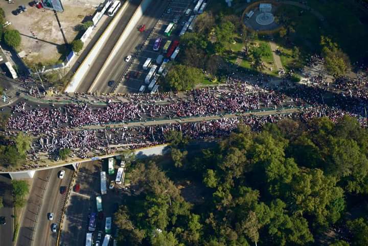 Matador08640286's tweet photo. Esta mega marcha, no tendrá contentos a los fifis 😂🤣 https://t.co/jPaSHztOTe