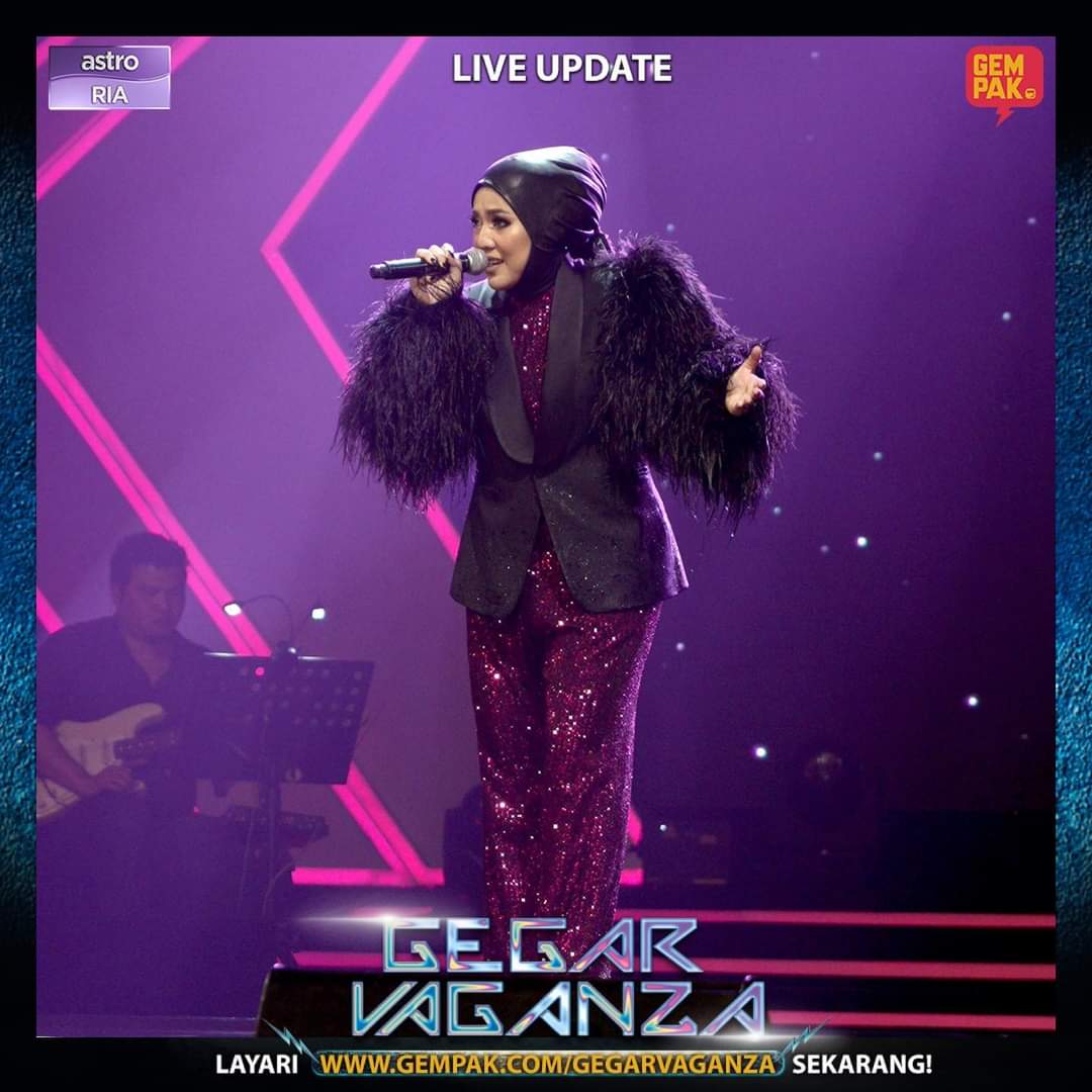 idzuan89's tweet photo. Good job @Shilaamzah  sangat professional, walaupun tiba² ada ear infection, tonsil, dia terus berusaha keras berikan persembahan terbaik untuk para peminat dia. Dia tak putus asa. Persembahan sampai  akhirnya
#tolegittoquit
#partysampaipagi
#GegarVaganza2022 https://t.co/WzmyKdQuUL