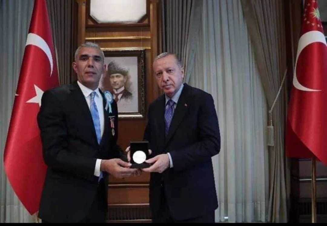 Cumhurbaşkanımız Sayın Recep Tayyip ERDOĞAN'A Mareşal Rütbesi tevdi edilmelidir...🇹🇷🇹🇷
<a href="/hasandogan/">Hasan Doğan</a> <a href="/ismailerguness/">Av. İsmail ERGÜNEŞ</a> <a href="/MesutZeybek_/">Mesut Zeybek🇹🇷</a> <a href="/Lokman_Erturk/">Lokman Ertürk</a>