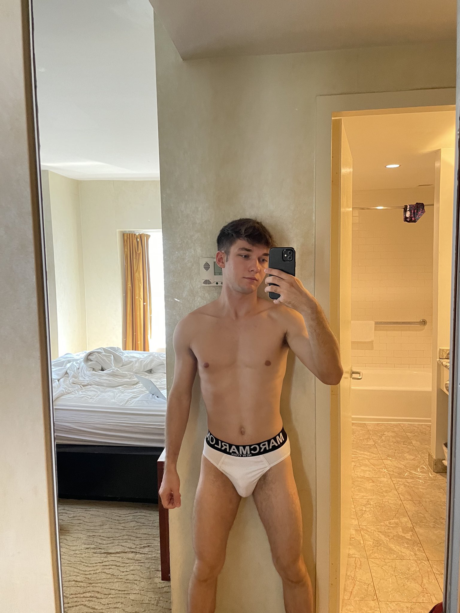 Art Bezrukavenko on Twitter: "RT if nobody will find you here 🫣 https://t.co/0vSvA8Q9ZD" / Twitter