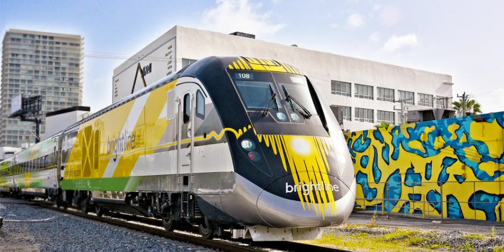 GoBrightline's tweet photo. On the hunt for Sunday savings? We've got you covered. Check out all the #BrightFriday deals available and start saving ๐ https://t.co/PvSqLCroej https://t.co/3hBQ6i4DQu