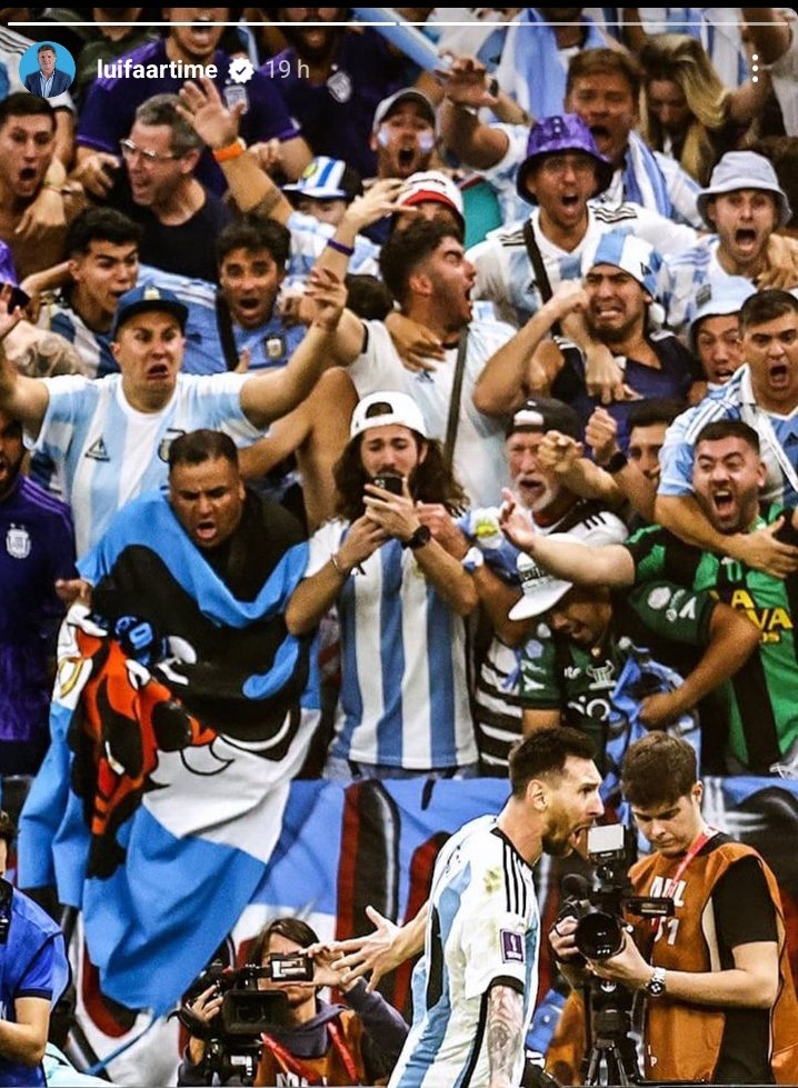 GURIS7A's tweet photo. Te imaginas que tu presidente no hinche por Argentina? Que feo debe ser, igual no me pasa. https://t.co/Rt2FkgJry4