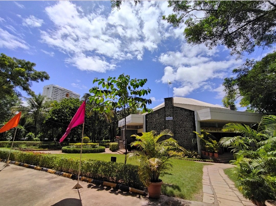 Mayuresh_s07's tweet photo. Beautiful glimpse of NIBM Pune. 

#nibm #Pune https://t.co/UQCGuPdkOA