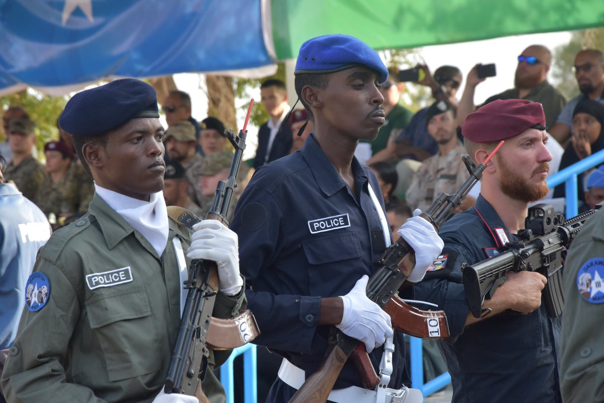 ItalyinSomalia's tweet photo. Training by 🇮🇹 @_Carabinieri_ of 🇸🇴 Darwishes from the Federal Republic of Somalia successfully accomplished.
Almost 3.000 🇸🇴 Darwishes trained so far in #MIADIT mission, #BIMIS 🇮🇹
See you at the 18th MIADIT edition!
@ItalyMFA @MoIS_FGS @GenHijaar @SM_Difesa @GuidoCrosetto https://t.co/Fhd1Gr8U9v