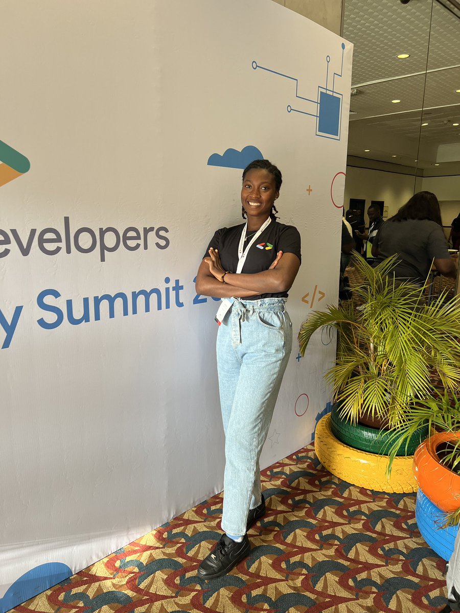 tife_adebisi's tweet photo. #SSACommunitySummit22 was indeed a success
thanks to all the organizers @Kolokodess @auwalms https://t.co/ic1jdLAynY