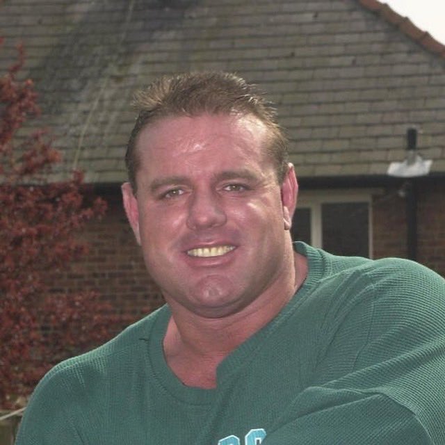 georgiasmith87's tweet photo. Big Happy Birthday to my dad who would’ve been 60 years old today🇬🇧❤️🎂 https://t.co/9EO3xnPVe7
