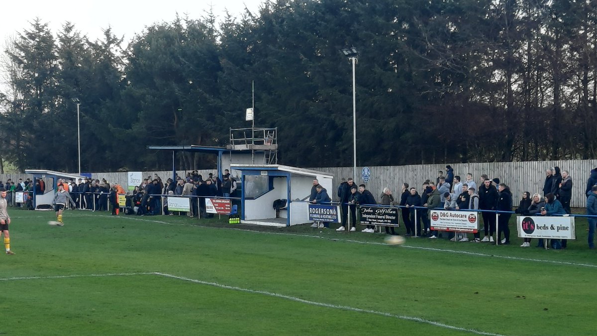 martinh1972's tweet photo. 2️⃣0️⃣2️⃣2️⃣ l 8️⃣7️⃣
Ground 1️⃣2️⃣6️⃣
@ThorntonHibsJFC 2️⃣ - 3️⃣ @LuncartyFC
5️⃣ 🐕 and a crowd of around 5️⃣0️⃣0️⃣
☕️ 9️⃣/1️⃣0️⃣
Luncarty with their first trophy in 3️⃣0️⃣ years
4th official and electronic boards Proper final
#thorntonhibs #luncarty #alexjackcup #cardenden #groundhopping https://t.co/aes9ZQdhPD