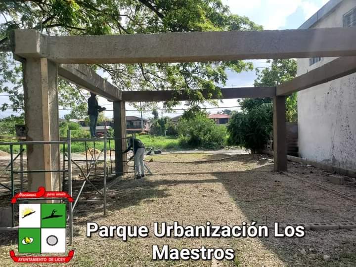 alcaldiadelicey's tweet photo. CONTINUACIÓN DE LA CONSTRUCCIÓN DEL PARQUE URBANIZACIÓN LOS MAESTROS.

LICEY AL MEDIO, R.D. - Dar a los Liceyanos la ciudad que tanto se merecen es el resultado de un trabajo arduo y permanente.Hacer sentir orgullosos y felices a nuestros munícipes es el propósito fundamental. https://t.co/SioCqZaEXK