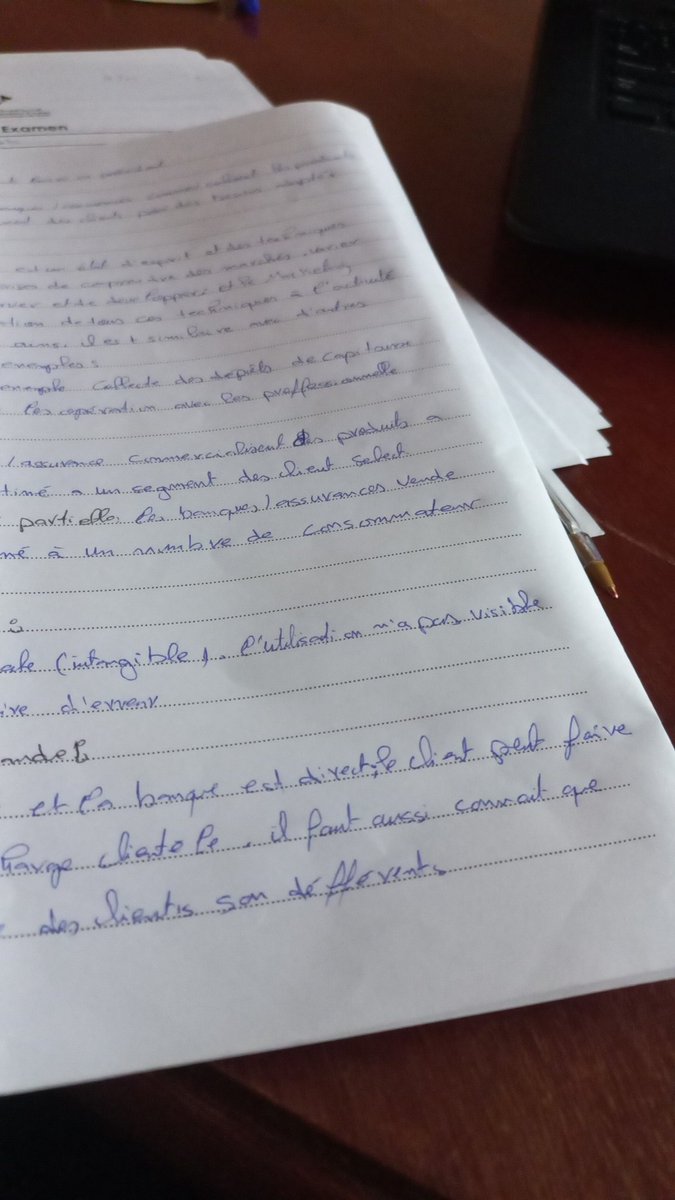 le_rifain's tweet photo. Je corrige des copies d'examen.
Tout le monde +2, comme les deux buts face à la Belgique. https://t.co/r7xUKHQXNK