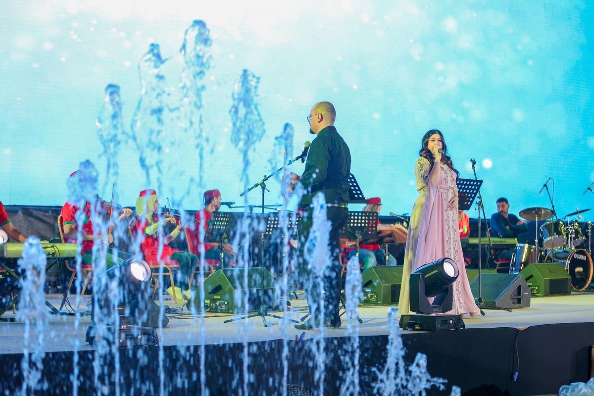 Suhar_festival's tweet photo. أمسية الليلة أحيتها الفنانة فدوى البحري بألحان مغربية أصيلة أطربت بها جمهور #مهرجان_صحار 🎶 https://t.co/tF4EKU1aPw