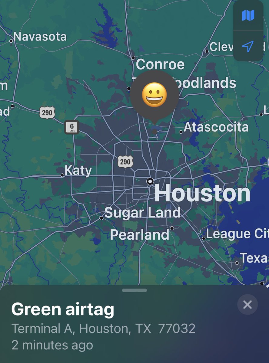 Green_AirTag's tweet photo. I’m late to the World Series parade #hou #astros #lostairtag #travel https://t.co/fEmQDJjxG5