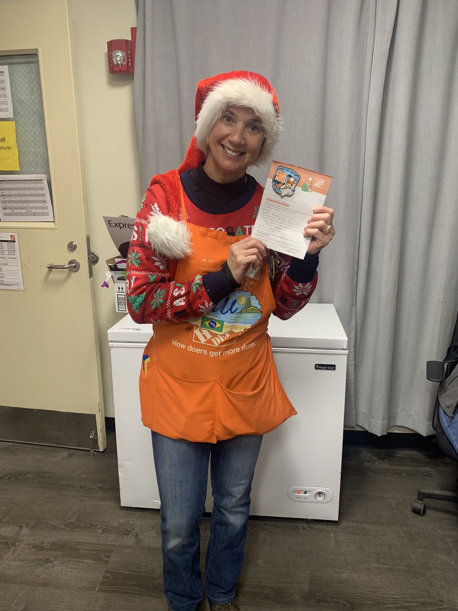 Homer Awards for our Santa James and his helper Livia for doing a great job driving the customer experience this weekend! 🤶🎅<a href="/hmalak/">Sam</a> <a href="/Sammie0887/">Sammarie Bruno</a> <a href="/HBullard13/">Harold Bullard</a> <a href="/OksanaChernata/">Oksana Assistant Store Manager</a> <a href="/CecilR39390896/">CecilR</a> <a href="/gerrymate1/">gerrymate</a>