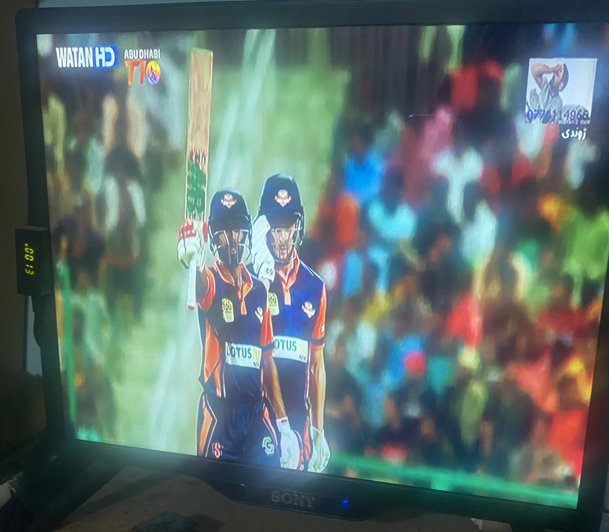 HAliQ119's tweet photo. An exceptional Knock &amp; brilliant performance by @Karimjanat_11 . Throughly I have enjoyed watching the way he smashed 6 sixes.
#T10League
#AbuDhabiT10 https://t.co/fSHIOGqviV