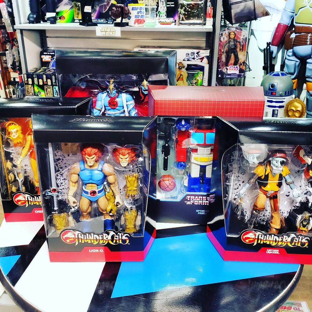 FarpointToys's tweet photo. Just In!
Super7 Ultimates!
In-store NOW at the Farpoint Flagship location: Mays Landing NJ!
#super7ultimates #super7 #thundercats #thunderthunderthundercats #actionfigures #optimusprime #toystore #toystoystoys #nostalgineer #FromRetroToRightNow #farpo… https://t.co/pAW0UOvEi7 https://t.co/WCrBjDkWSZ