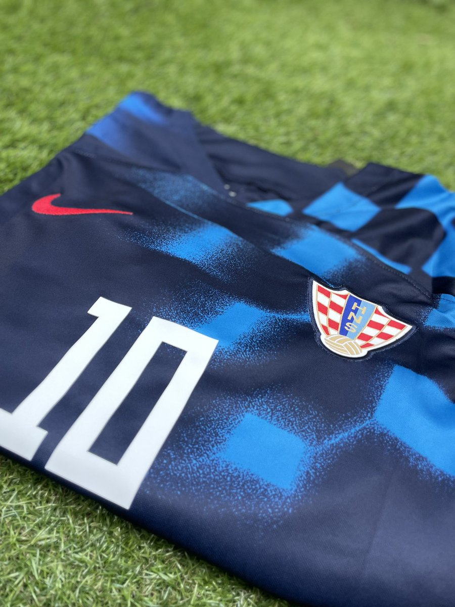 Sigue a @tdmas_cr y <a href="/SoloFiebres/">Solo para Fiebres</a> dale RT y participa por la camisa de Luka Modric. Sorteo esta noche