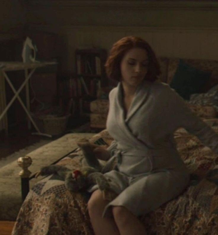 doraemaynat's tweet photo. natasha romanoff? no it’s pregNAT ROMANOFF. https://t.co/k9IOyV6aFj