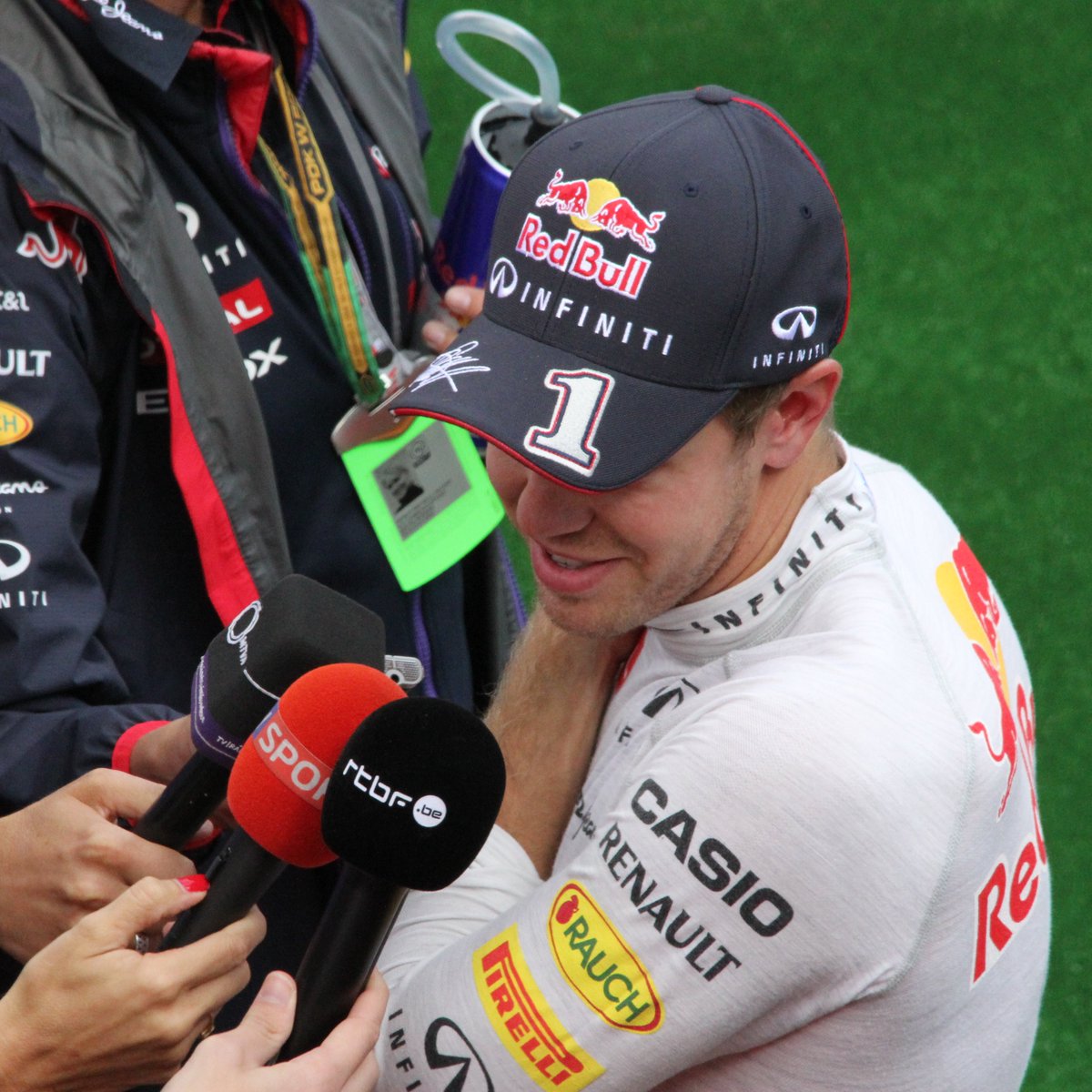 JaneBleach's tweet photo. And finally in this instalment of Seb through the years, post-race interviews, Spa 2014. He looked a lot happier chatting to Kimi before the race!
#DankeSeb #DankeBritta #Kimi #F1 #Spa2014 @CarlySV5 https://t.co/g7gvZ7w9xG